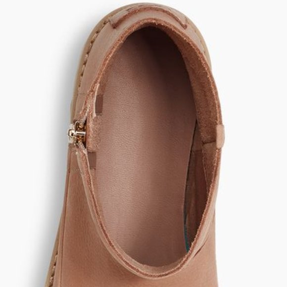 UGG Deconstructed Lace Color Arroyo - Picture 7 of 7